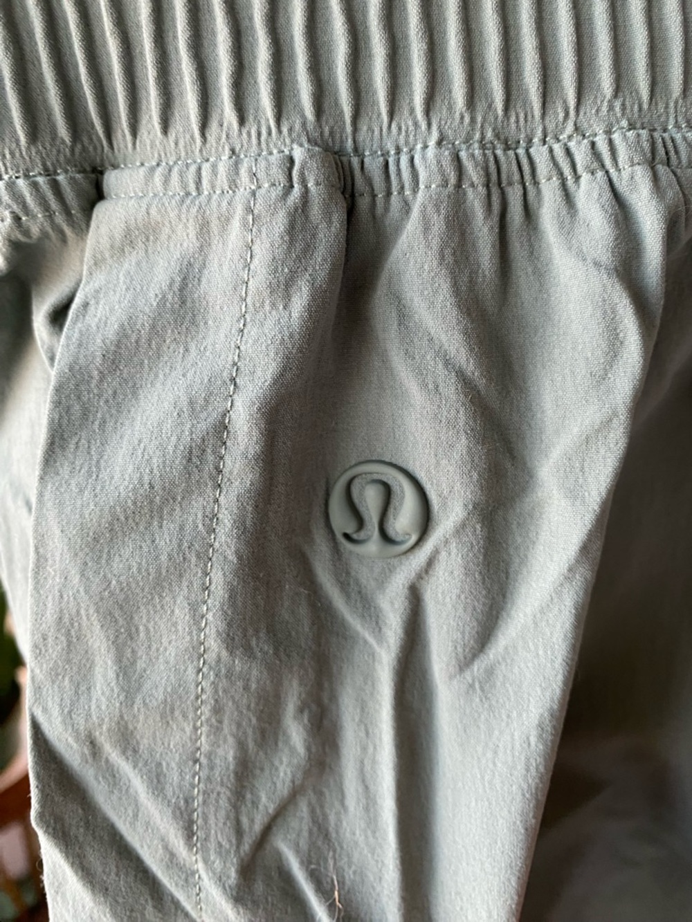 Lululemon 3.5 Inch Shorts - Picture 3 of 3